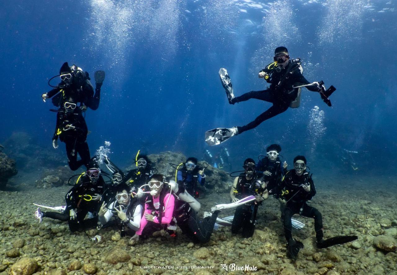 לינה וארוחת בוקר העיר העתיקה הנגצ'ון 藍洞潛水blue Hole Dive Center מראה חיצוני תמונה